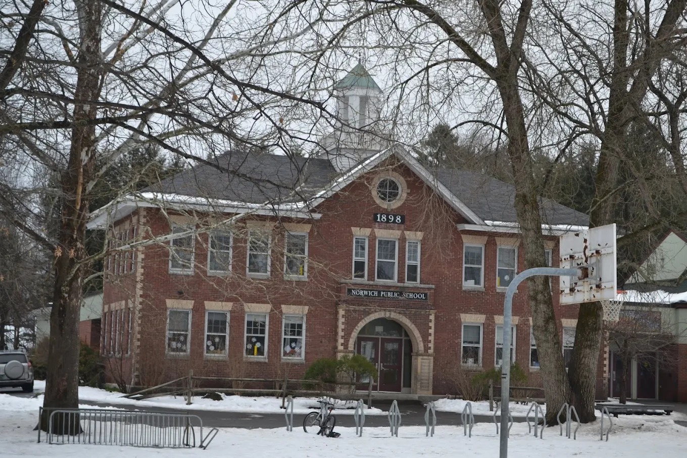 Image for the Point of Interest Marion Cross Elementary School